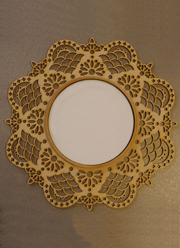 Pretty Doily Frame 2