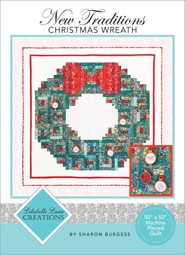 New Traditions Christmas Wreath Wall Hanging